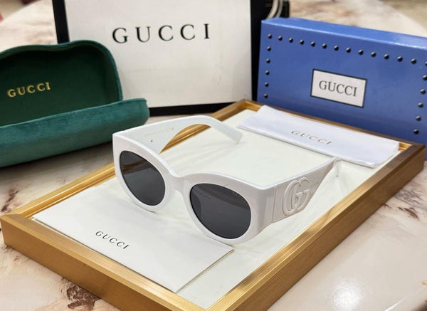 Premium  Women’s Ivory Cat-Eye Sunglasses with Oversized GG Logo