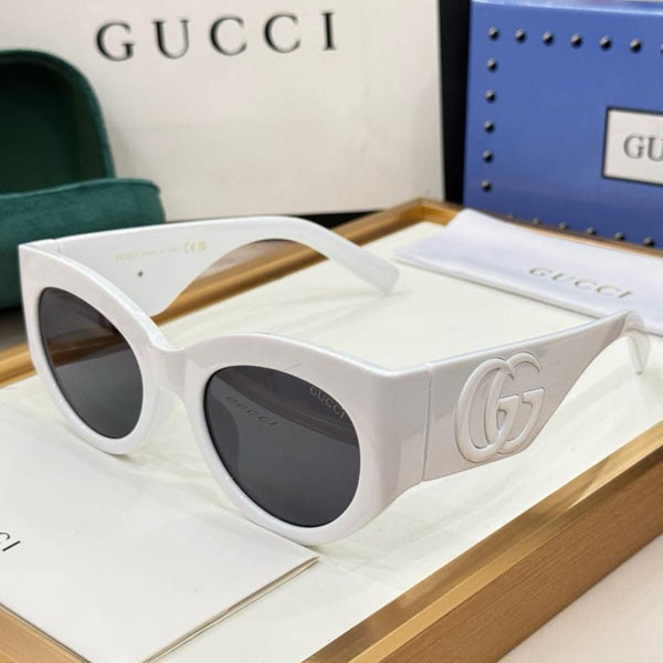 Premium  Women’s Ivory Cat-Eye Sunglasses with Oversized GG Logo