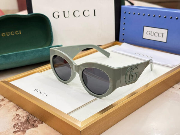Premium  Women’s Ivory Cat-Eye Sunglasses with Oversized GG Logo