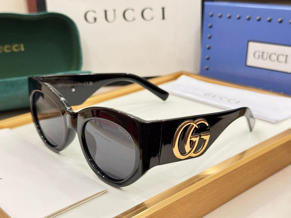 Premium  Women’s Ivory Cat-Eye Sunglasses with Oversized GG Logo