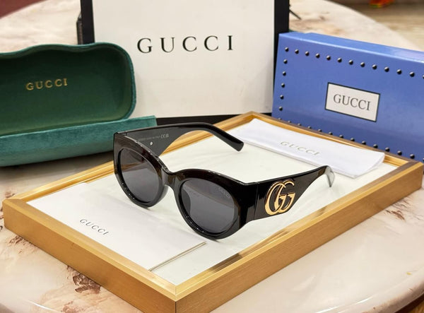 Premium  Women’s Ivory Cat-Eye Sunglasses with Oversized GG Logo