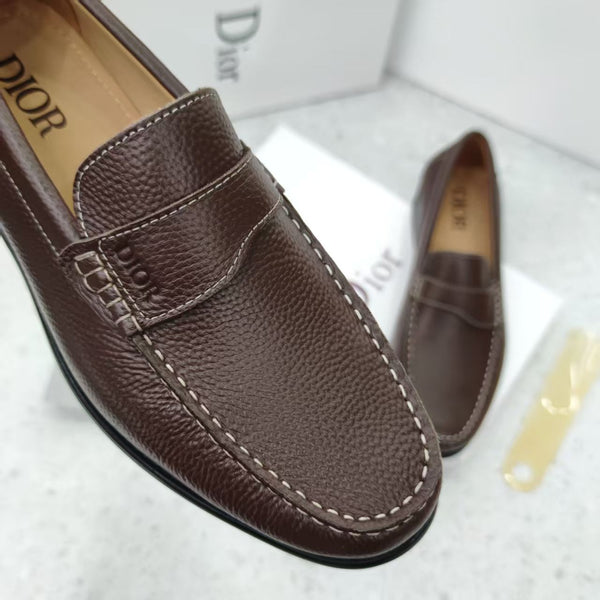Men’s Luxury Leather Loafers  Classic Brown Slip-On with Logo Detail