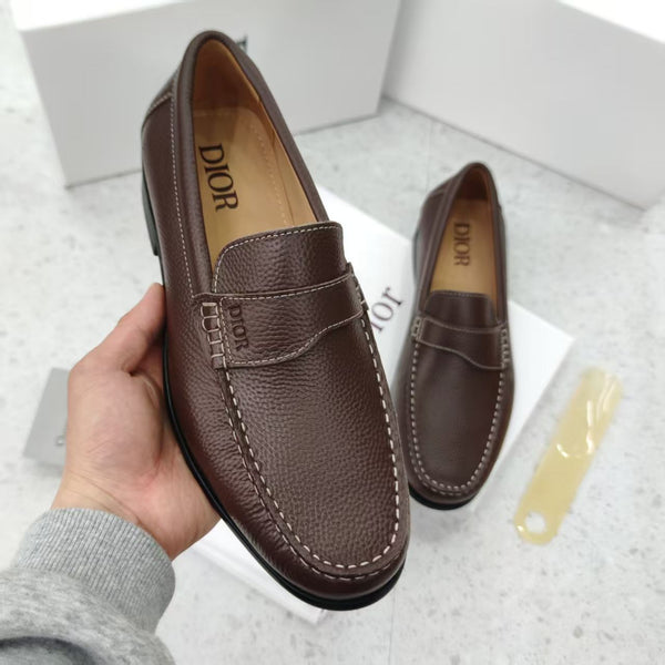 Men’s Luxury Leather Loafers  Classic Brown Slip-On with Logo Detail