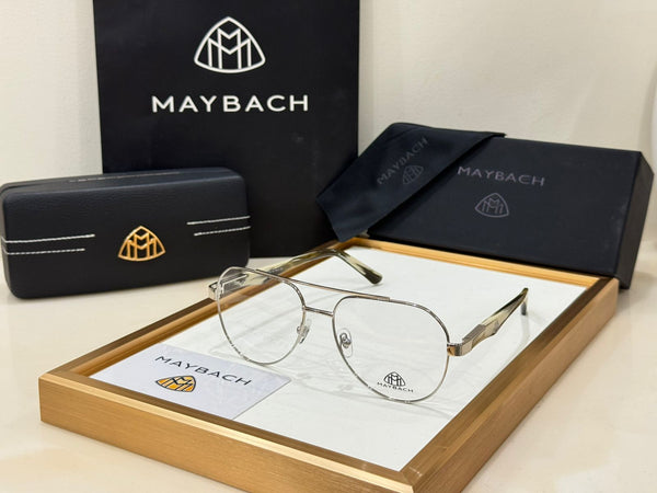 Luxury Gold-Rim Eyeglasses – Premium Designer Frame