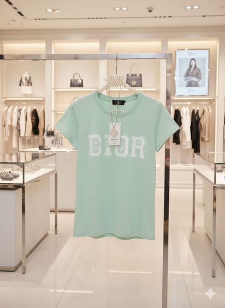 Premium Logo T-Shirt  Iconic Luxury Streetwear Essential