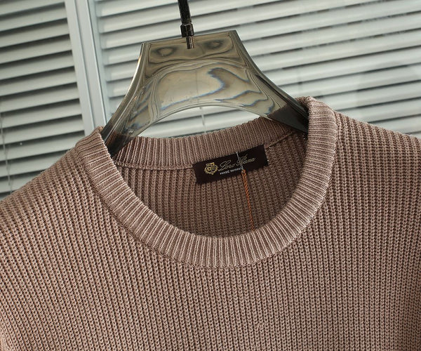 Premium Knit Sweater Timeless Comfort & Modern Design