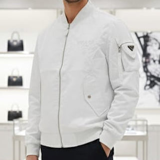 Elegant and Classic Zip Closure  Jacket