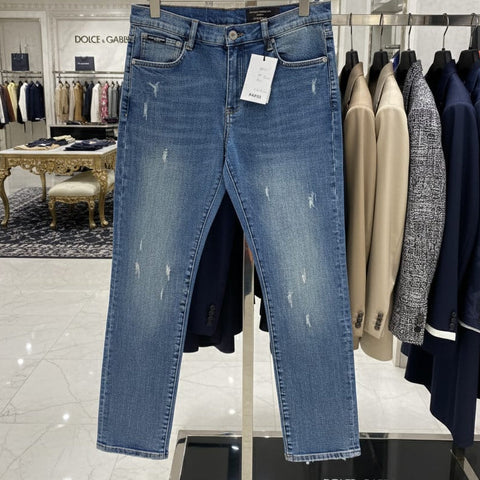 Exclusive Signature Lightly Ripped Denim Modern Casual Fit