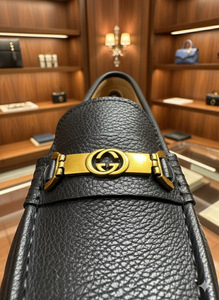 Black Leather Horsebit Loafers Timeless Elegance with a Modern Edge