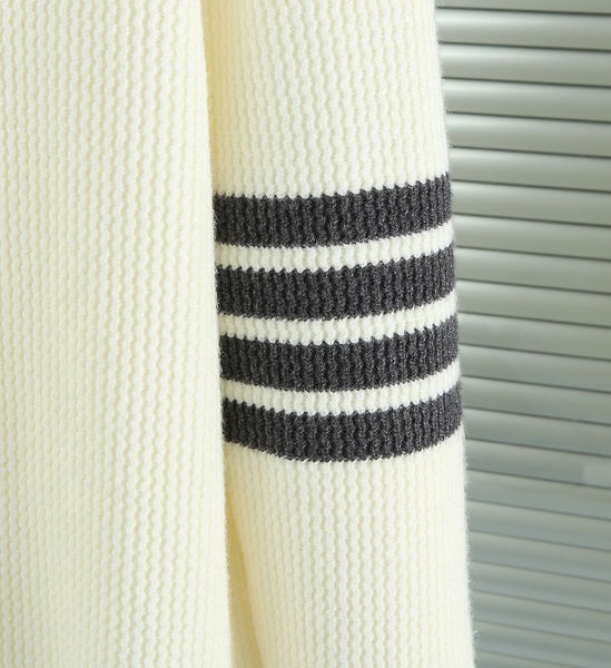 Premium Classic Striped Sleeve Knit Pullover