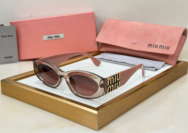 Iconic Premium Cat-Eye Sunglasses with Bold Logo Arms