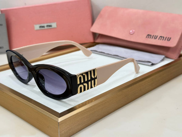 Iconic Premium Cat-Eye Sunglasses with Bold Logo Arms