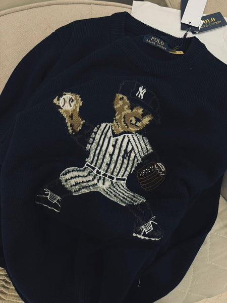 Men’s Premium Teddy Bear Graphic Knit Sweater