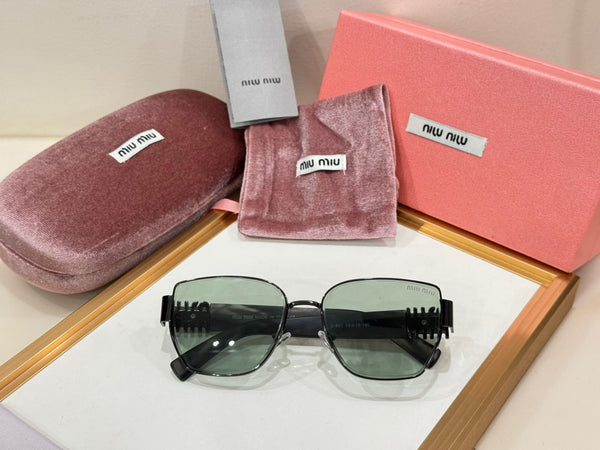 Women’s Luxury Designer Sunglasses  Elegant Style with Premium Finish