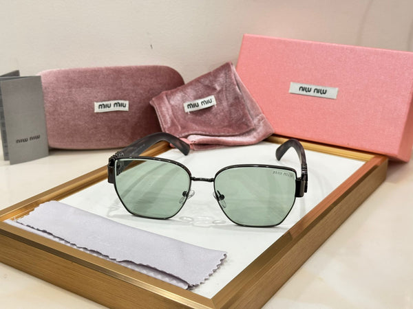 Women’s Luxury Designer Sunglasses  Elegant Style with Premium Finish