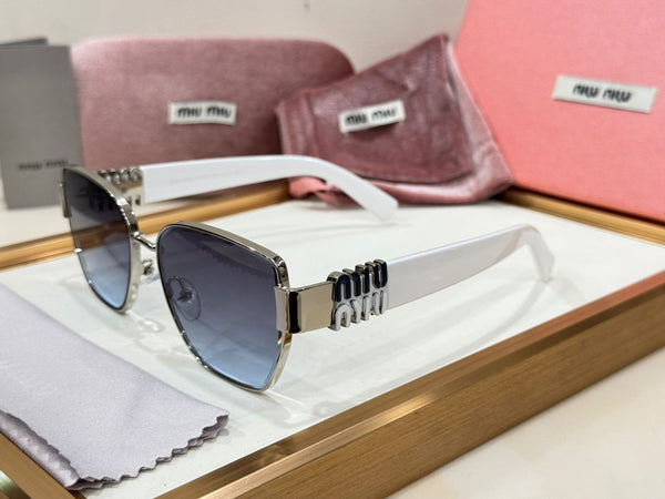 Women’s Luxury Designer Sunglasses  Elegant Style with Premium Finish