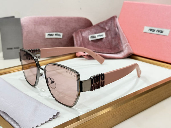 Women’s Luxury Designer Sunglasses  Elegant Style with Premium Finish
