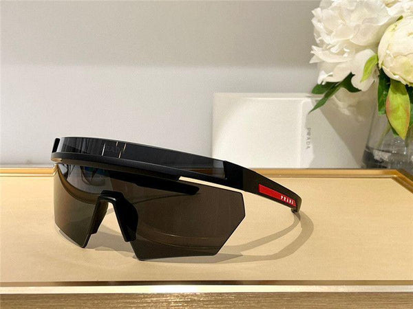 Sporty Designer Shield Style Sunglasses