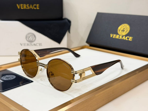 Luxury Gold Frame Sunglasses Stylish & Elegant