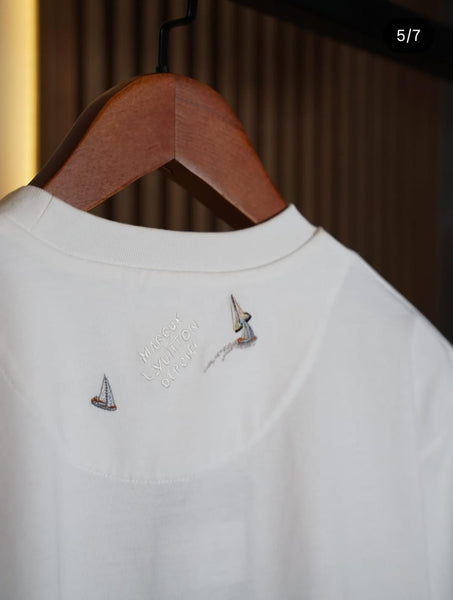 Men’s Premium White Artistic Graphic Printed T-Shirt