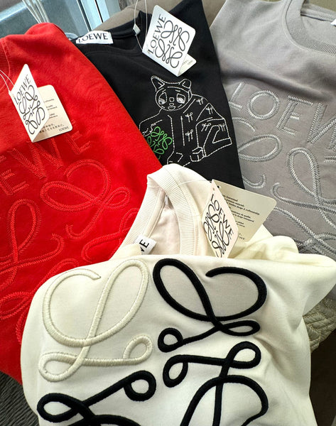 Luxury Embroidered T-shirt Iconic Art Meets Comfort