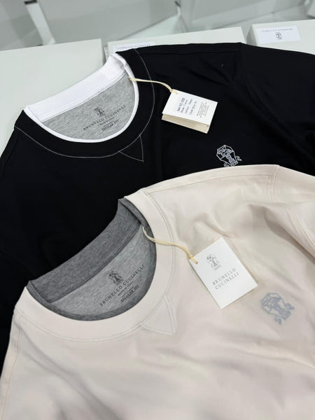 Men’s Premium Contrast Crew Neck T-Shirt Casual Wear with Minimal Logo