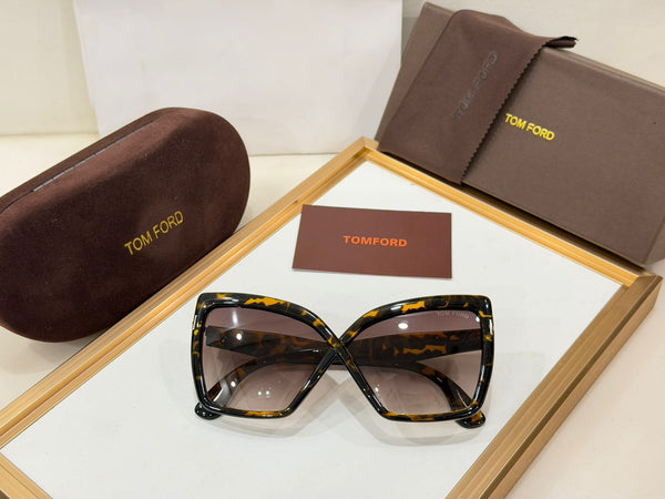 Luxury  Designer Sunglasses with  Gradient Lens