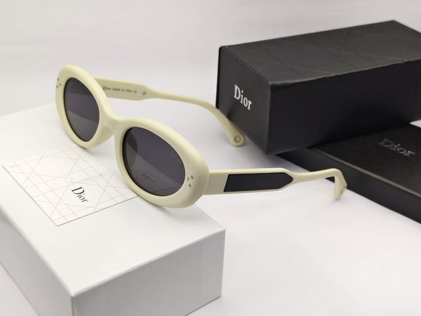 Elegant  Oval Sunglasses for Women  Chic & Stylish Look