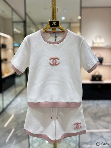 Luxury  White & Pink Logo Knit Co-Ord Set for Women