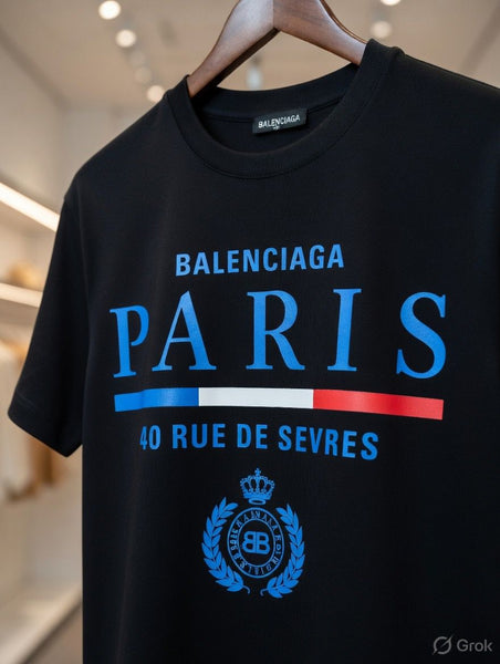 Women’s Premium Paris Graphic T-Shirt Stylish Casual Wear Tee
