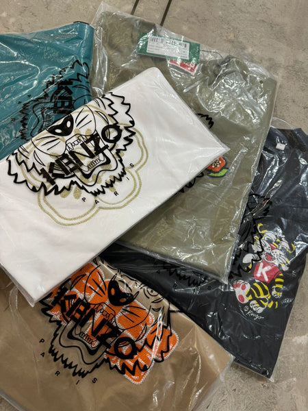 Trendy Graphic Women’s T-Shirts – Stylish, Comfy & Everyday Cool