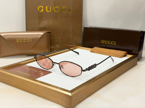 Luxury Gold-Tone Women’s Sunglasses – Elegant, Chic & Timeless
