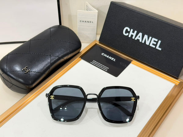 Premium Square Gradient Sunglasses Luxury UV-Protected Eyewear for Women