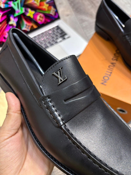Elegant and Premium Shoes