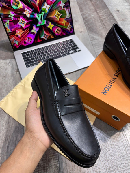 Elegant and Premium Shoes