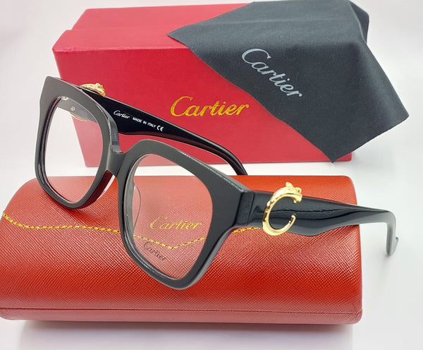 Classic Frames with a Contemporary Twist