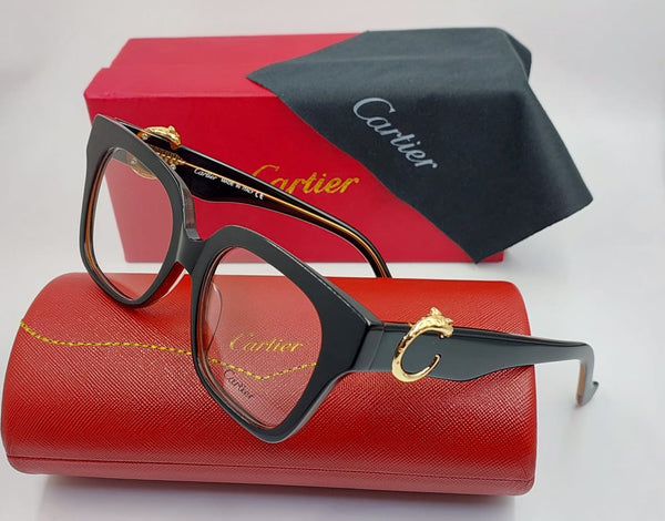 Classic Frames with a Contemporary Twist