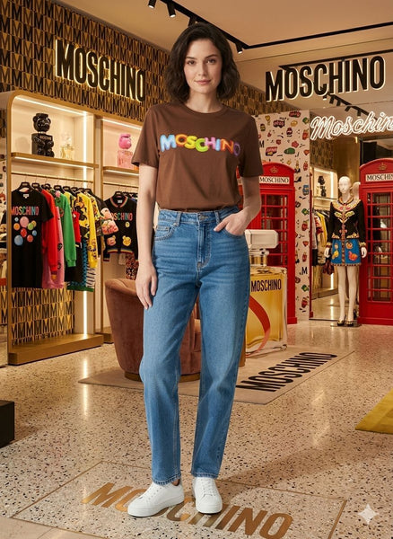 Women’s Graphic Logo T-Shirt – Casual & Trendy Style