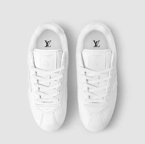Luxury White Stylish Sneakers  Classic & Comfortable