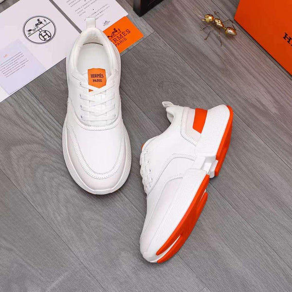 Designer Low-Top Giga Sneakers